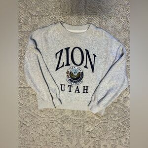 Abercrombie Women’s Crewneck